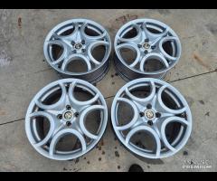 Cerchi In Lega Da 17" Per Alfa Romeo Mito - Bravo