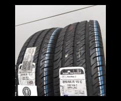 2 GOMME 205 65 15C UNIROYAL A56035