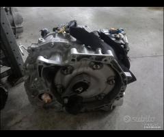 cambio automatico Peugeot 2008 2017 1.6 td YH01