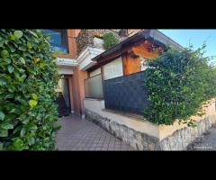 Cave, serra solare, giardino e garage