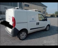 fiat doblo 2013 1.4 T-Jet metano per ricambi