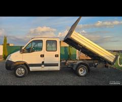 Iveco Daily 7 posti 3.000 cc - ribaltabile