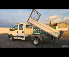 Iveco Daily 7 posti 3.000 cc - ribaltabile