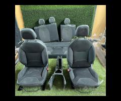 Ricambi tappezzeria disponibile citroen ds3 2011.
