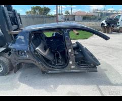 Ricambi scocca per tagliate dacia sandero stepway.