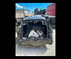 Ricambi scocca per tagliate dacia sandero stepway.