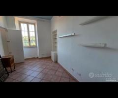 Cave, piano terra ristrutturato e comodo