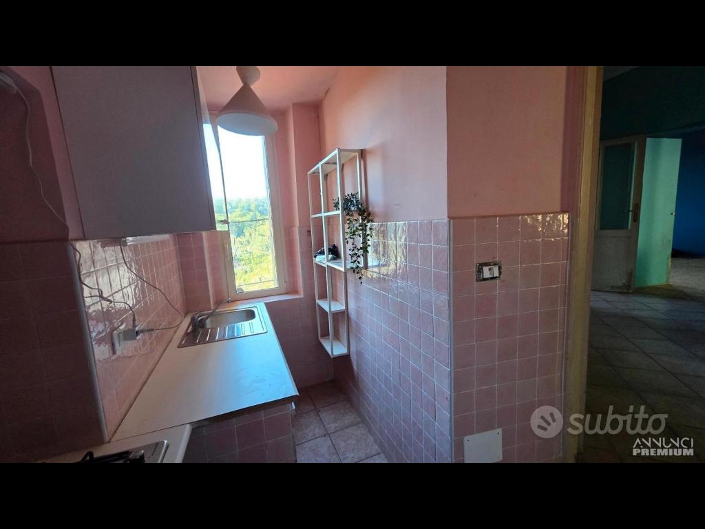 Cave, piano terra ristrutturato e comodo - 9/24