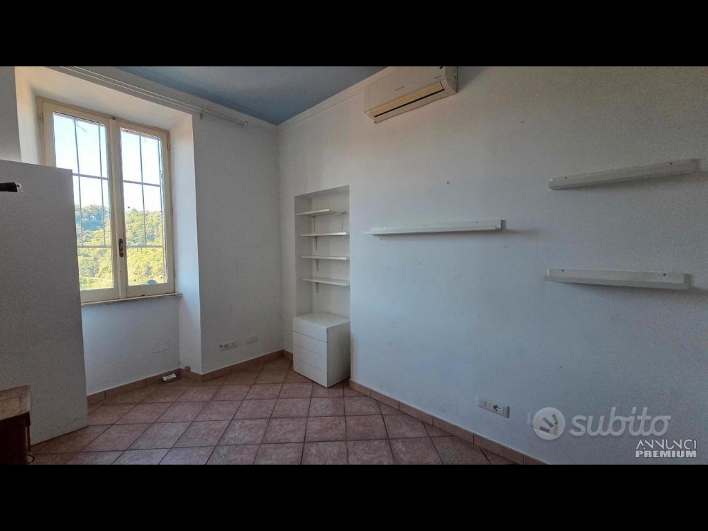 Cave, piano terra ristrutturato e comodo - 10/24