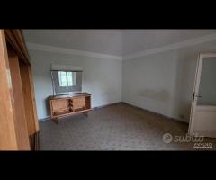 Cave, appartamento in buono stato