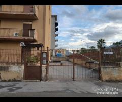 3 vani con p.auto zona MILLE - FORUM rif.150/25