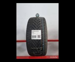 Gomme Usate Kleber 225 40 18 Guarda Catalogo