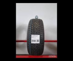 Gomme Usate Nokian 215 55 17 Guarda Catalogo