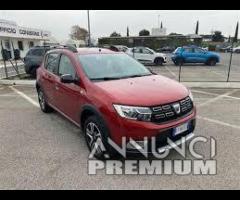 disponiamo ricambi dacia sandero 2013-2023