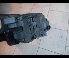 faro anteriore sinistro range rover velar 2018 - 7