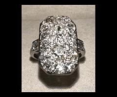 ANELLO ANTICO IN PLATINO DIAMANTI ANTICHI CUSCINO