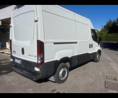 Iveco Daily 2.3 Diesel HKa 35 S V Radstand 3520