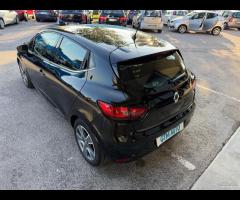 Renault Clio 1.2 75CV 5 porte - Neopatentati - 19