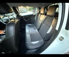 Peugeot 2008 1.6 e-HDi 92 CV Stop&Start Allure - 10