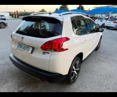 Peugeot 2008 1.6 e-HDi 92 CV Stop&Start Allure - 14