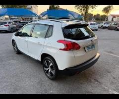 Peugeot 2008 1.6 e-HDi 92 CV Stop&Start Allure - 17