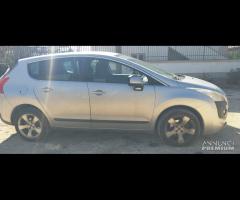 Ricambi Peugeot 3008 1.6 D del 2009 motore 9HZ