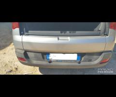 Ricambi Peugeot 3008 1.6 D del 2009 motore 9HZ - 11