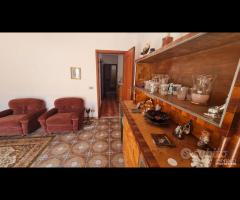 Castelvetrano casa ind. + garage - 10