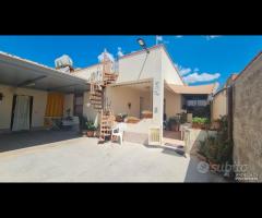 Triscina casa indipendente con veranda esterna