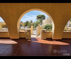 Triscina villa con ampia veranda vista mare - 10