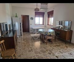 Triscina villa con ampia veranda vista mare - 11