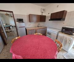 Triscina villa con ampia veranda vista mare - 12