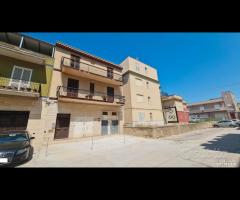 Castelvetrano casa ind. con locale + giardino