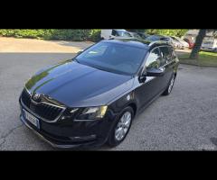 Skoda Octavia 1.5 DSG Wagon Executive G-Tec Metano