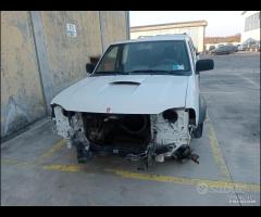 Nissan Navarra 2.5 2001 demolito per ricambi