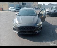 Ford Focus st line 2020 1.5 td manuale per ricambi