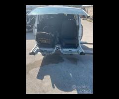 Ricambi scocca per tagliate Opel Corsa 2016.