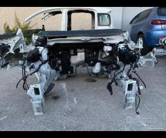 Ricambi scocca per tagliate Toyota Yaris cross