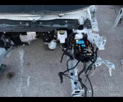 Ricambi scocca per tagliate Toyota Yaris cross - 7