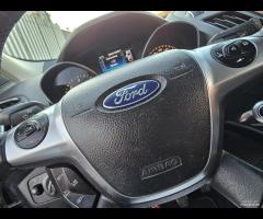 Ford Kuga 2.0 TDCI 150 CV S&S 4WD Titanium