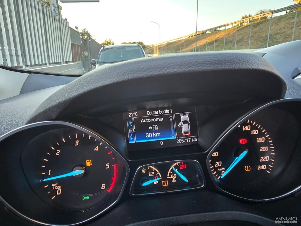 Ford Kuga 2.0 TDCI 150 CV S&S 4WD Titanium - 5/20