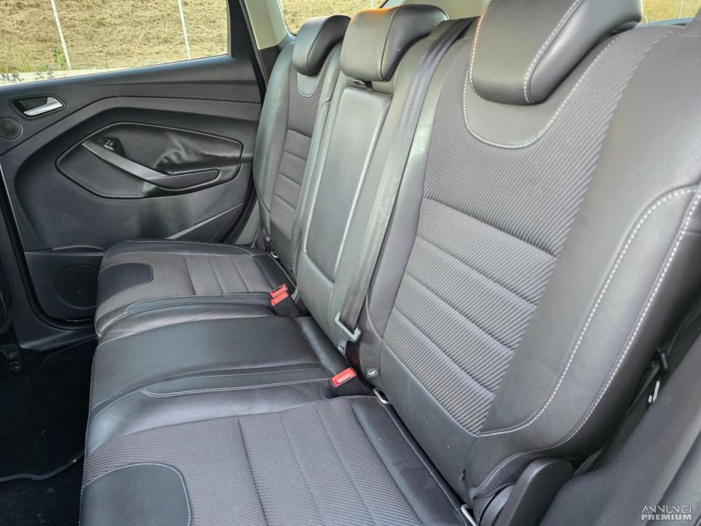 Ford Kuga 2.0 TDCI 150 CV S&S 4WD Titanium - 10/20