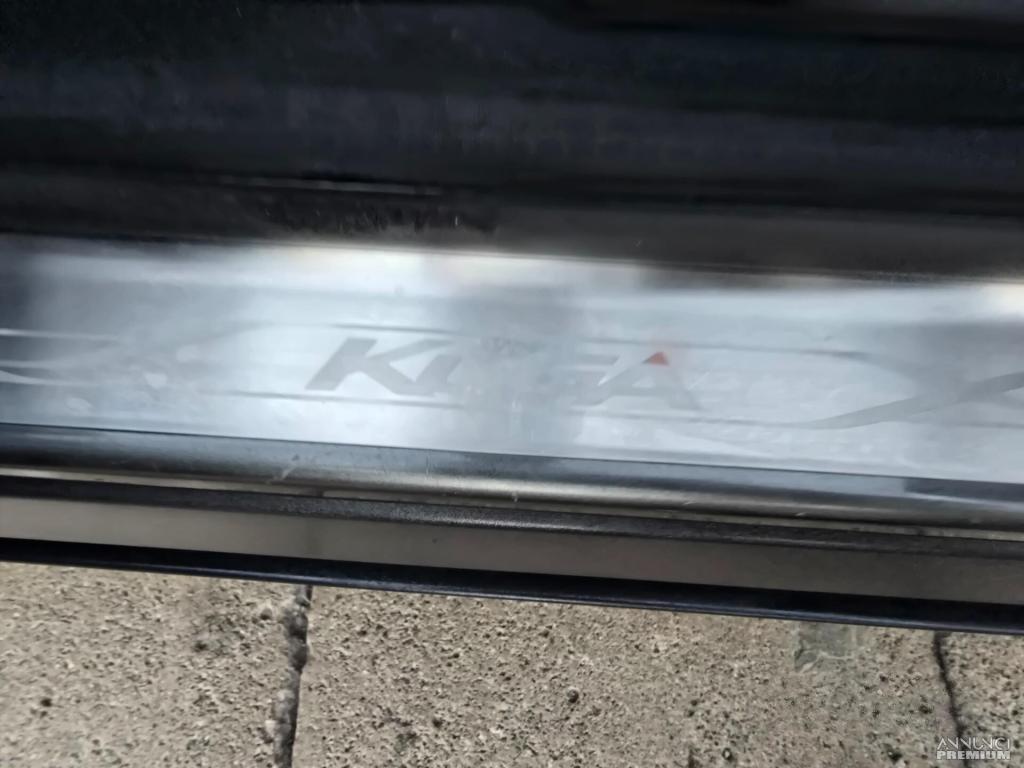 Ford Kuga 2.0 TDCI 150 CV S&S 4WD Titanium - 13/20