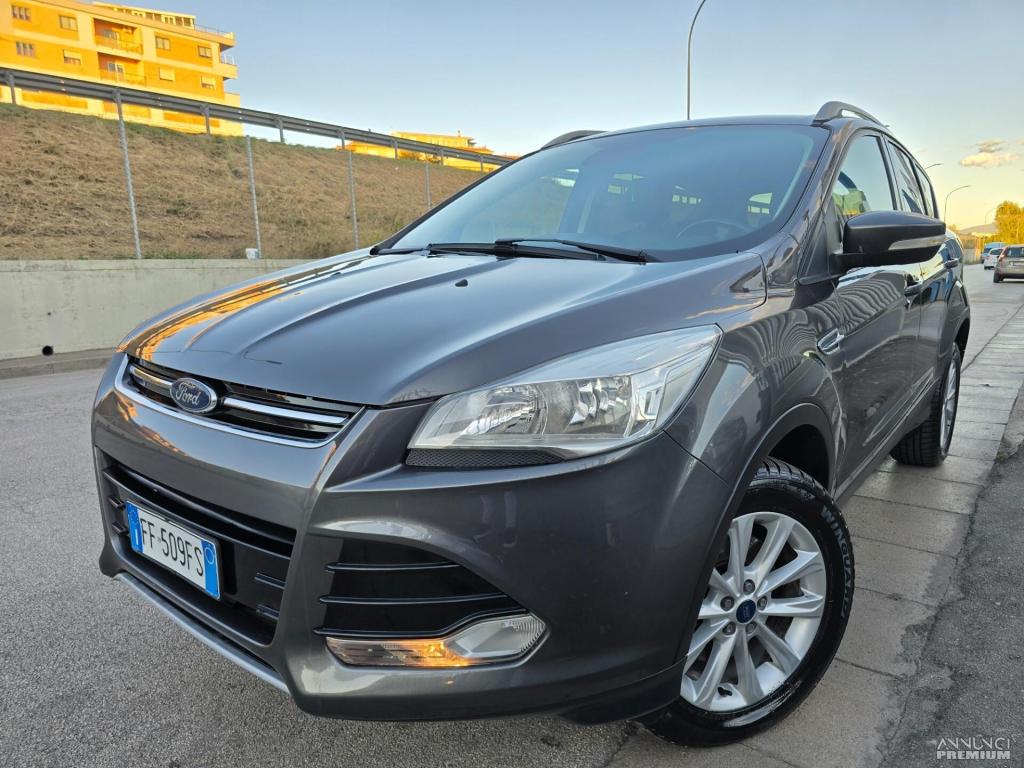 Ford Kuga 2.0 TDCI 150 CV S&S 4WD Titanium - 18/20