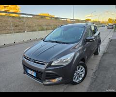 Ford Kuga 2.0 TDCI 150 CV S&S 4WD Titanium - 19
