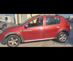 Ricambi Dacia Sandero 1.5 D del 2012 motore K9K E8