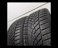 2 GOMME 225 45 19 GOODYEAR A58261