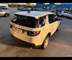 Land Rover Discovery Sport 2.0 TD4 150 CV SE - 17