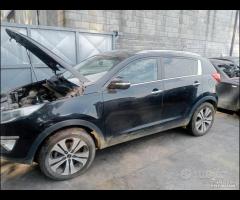 Kia Sportage 2014 1.7 TDI D4FD demolito per ricamb