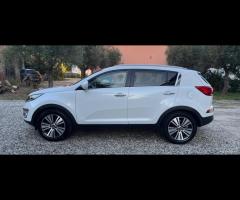Kia Sportage 1.7 CRDI VGT 2WD Active - 8